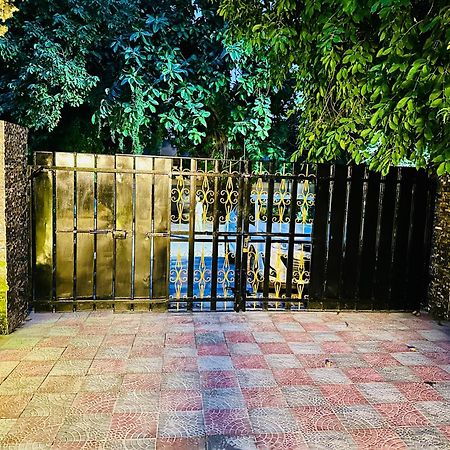 Blue Moon Continental Hotel Islamabad Exterior photo